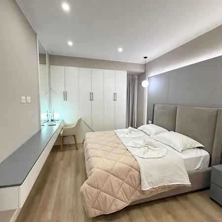 Luxury 7 At Square 21 Apartment *