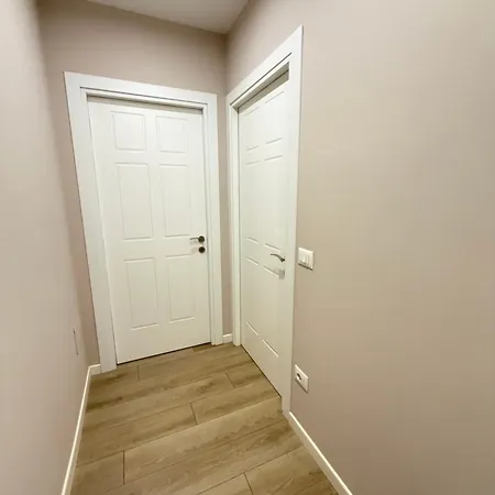 Apartment Luxury 7 At Square 21 Tirana