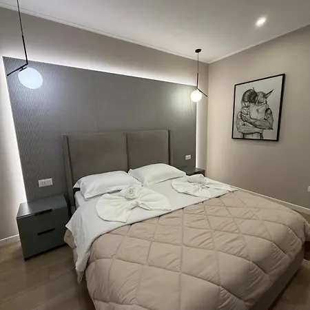 Luxury 7 At Square 21 *