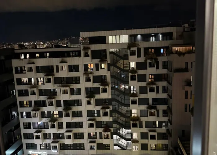 Apartament Luxury 7 At Square 21 Tirana